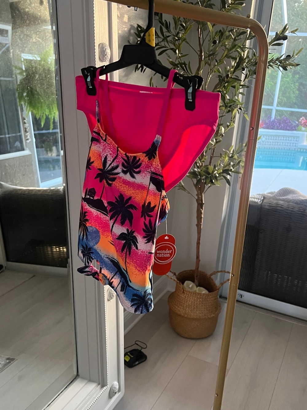 Child swimsuit 10/12